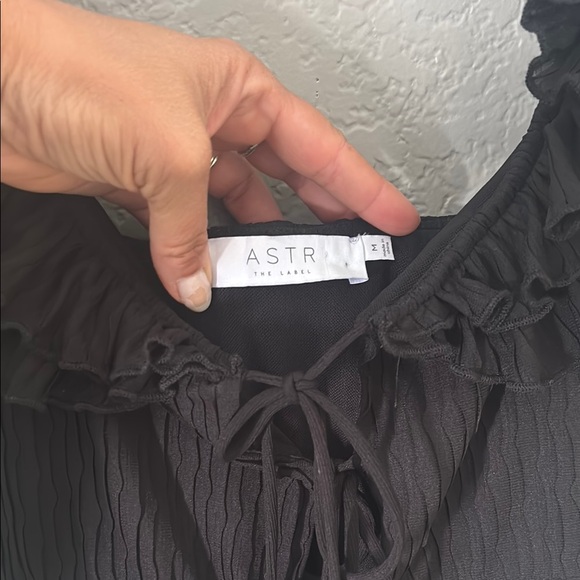 ASRT the Label Ruffle Tie-Front Top - Picture 3 of 6